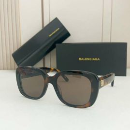 Picture of Balenciga Sunglasses _SKUfw53061380fw